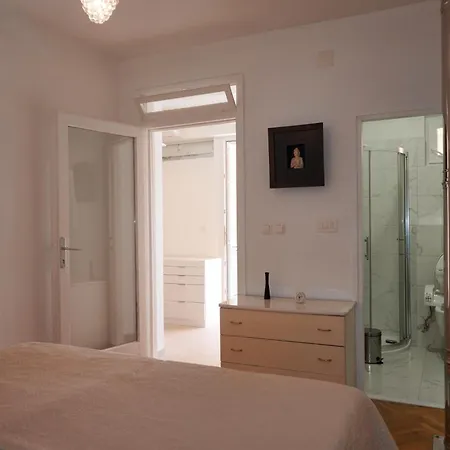 Holiday home House Angelina Biograd Na Moru